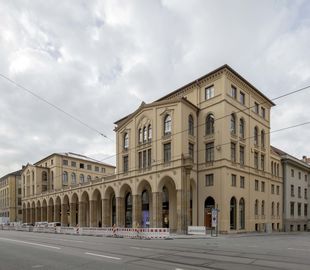 Maximilianstraße 6-8 in München